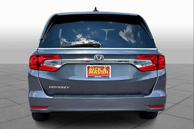 Photo of 2018 GRAY Honda Odyssey