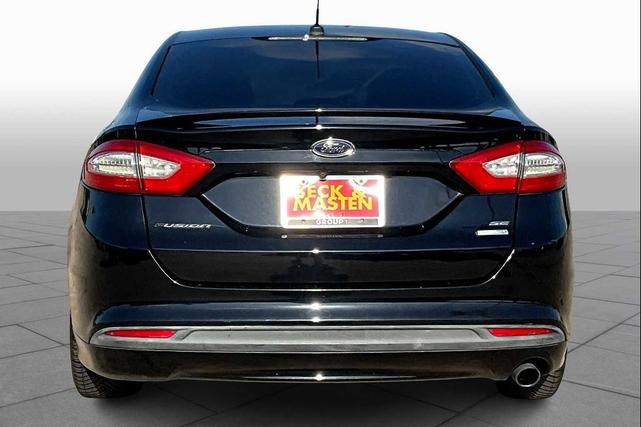 Photo of 2016 Shadow Black Ford Fusion