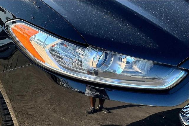 Photo of 2016 Shadow Black Ford Fusion