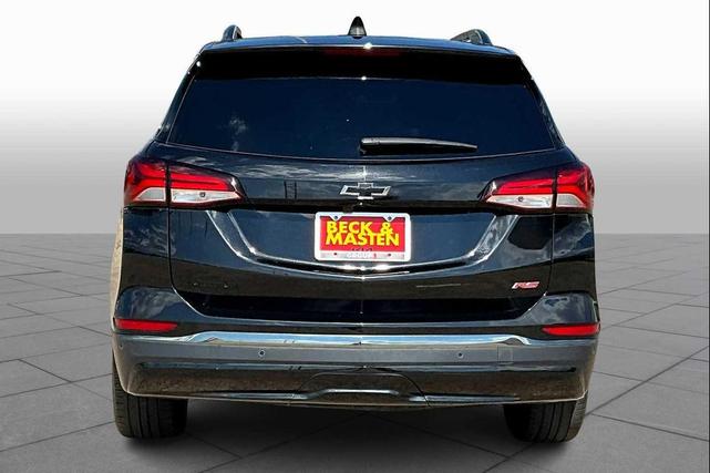 Photo of 2023 Mosaic Black Metallic Chevrolet Equinox