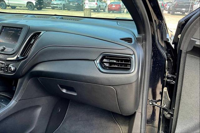 Photo of 2023 Mosaic Black Metallic Chevrolet Equinox