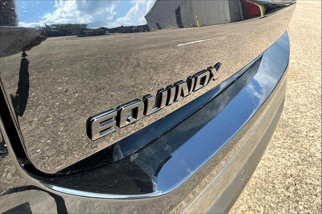 Photo of 2023 Mosaic Black Metallic Chevrolet Equinox