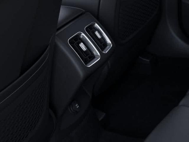 Photo of 2025 Silver Kia Sorento
