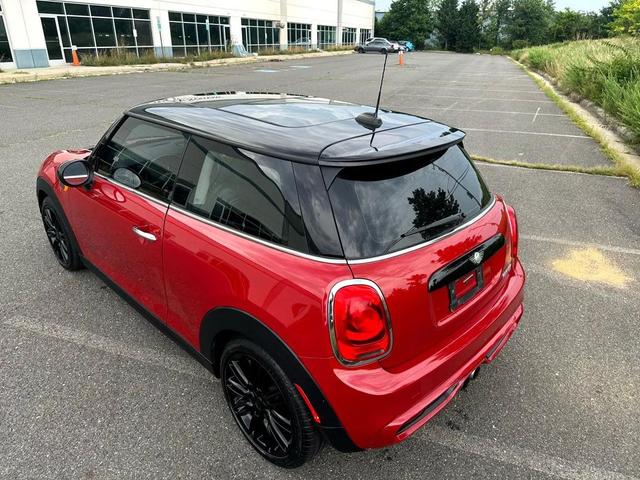 Photo of 2014 Blazing Red Metallic MINI Hardtop