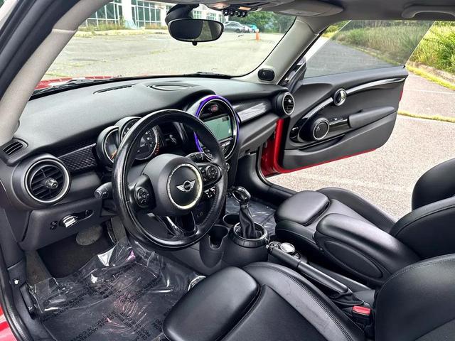 Photo of 2014 Blazing Red Metallic MINI Hardtop