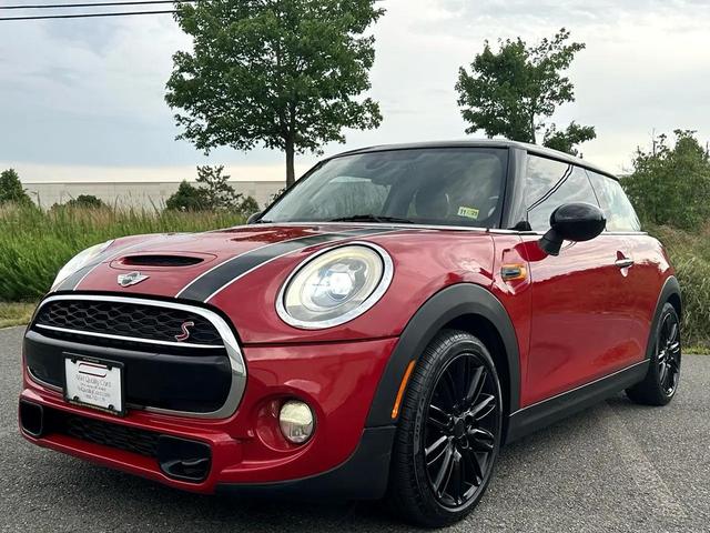 Photo of 2014 Blazing Red Metallic MINI Hardtop