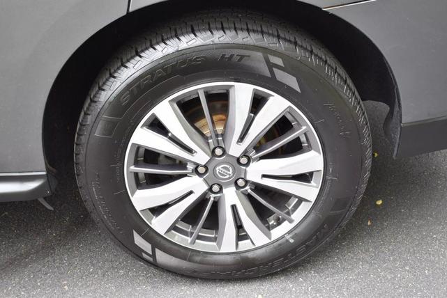 Photo of 2019 Gun Metallic Nissan Pathfinder