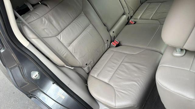 Photo of 2012 Gray Honda CR-V