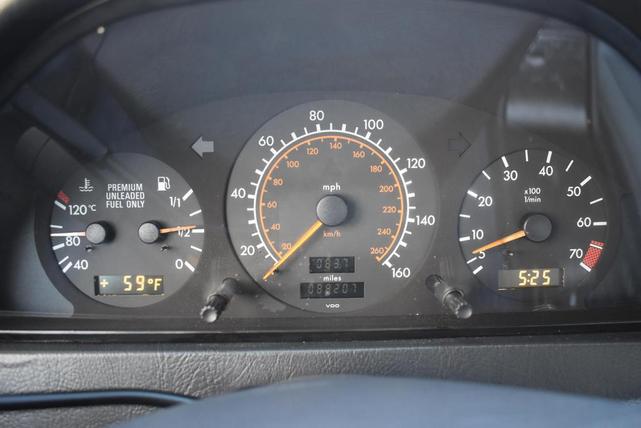 Photo of 1995 Black Mercedes-Benz C-Class