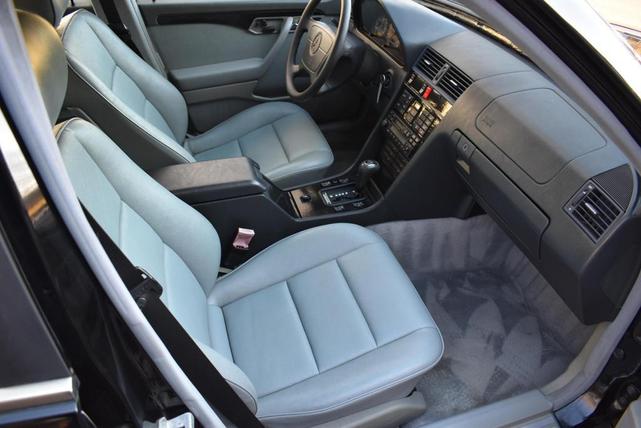 Photo of 1995 Black Mercedes-Benz C-Class