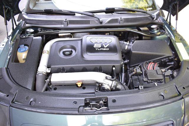 Photo of 2001 Desert Green Pearl Effect Audi TT