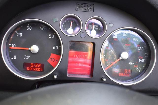 Photo of 2001 Desert Green Pearl Effect Audi TT