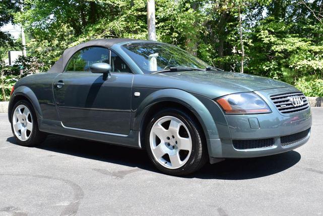 Photo of 2001 Desert Green Pearl Effect Audi TT