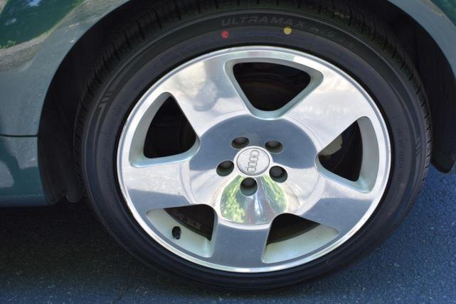 Photo of 2001 Desert Green Pearl Effect Audi TT
