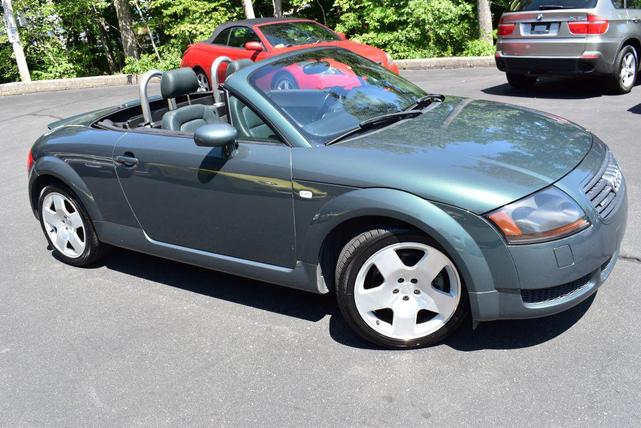 Photo of 2001 Desert Green Pearl Effect Audi TT
