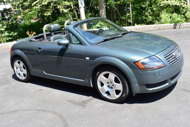 Photo of 2001 Desert Green Pearl Effect Audi TT
