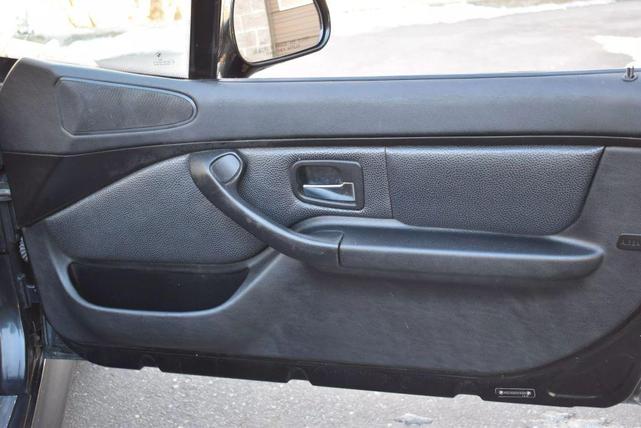 Photo of 2000 Black BMW Z3