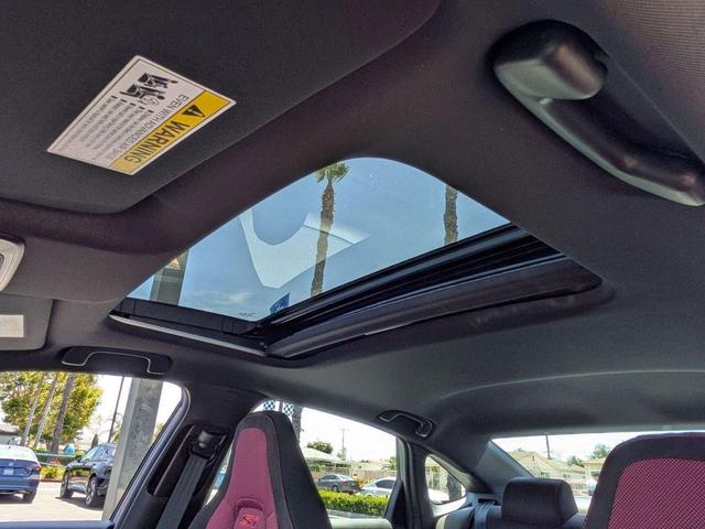 Photo of 2026 White Honda Civic Si