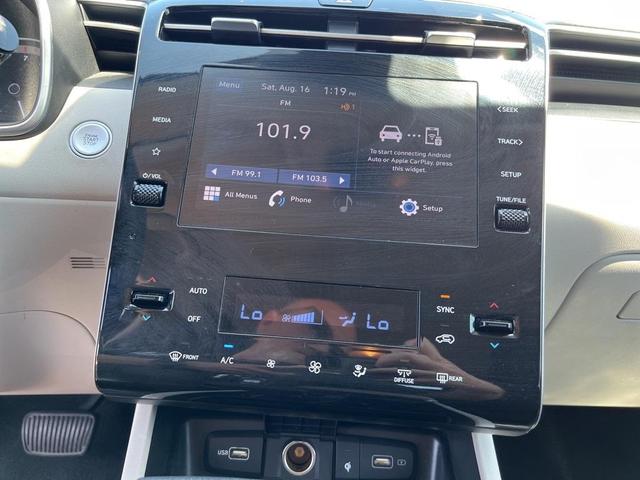 Photo of 2024 Shimmering Silver Hyundai TUCSON