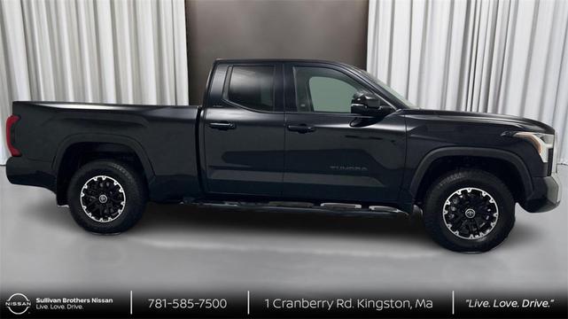 Photo of 2022 Midnight Black Metallic Toyota Tundra