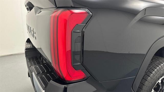 Photo of 2022 Midnight Black Metallic Toyota Tundra