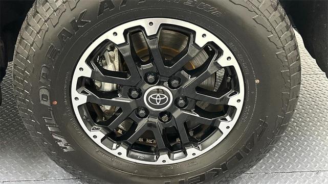 Photo of 2022 Midnight Black Metallic Toyota Tundra