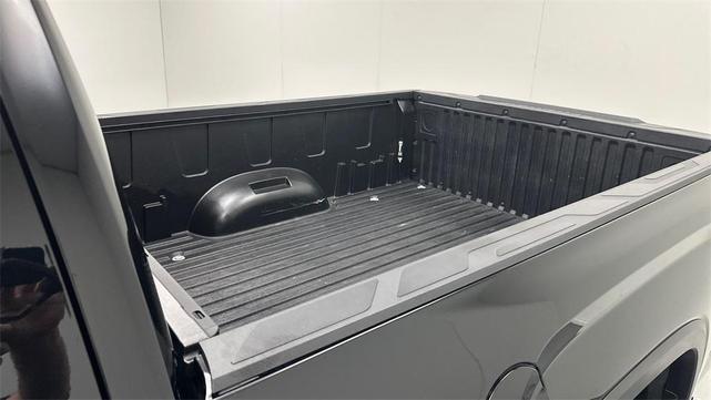 Photo of 2022 Midnight Black Metallic Toyota Tundra