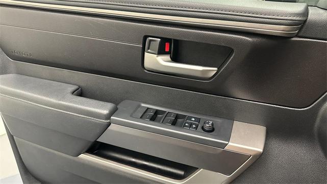 Photo of 2022 Midnight Black Metallic Toyota Tundra
