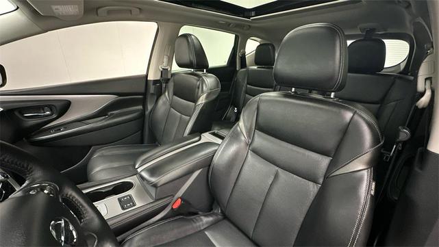 Photo of 2021 Magnetic Black Pearl Nissan Murano