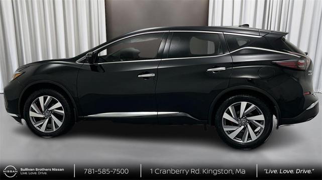 Photo of 2021 Magnetic Black Pearl Nissan Murano