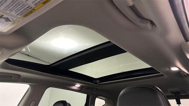 Photo of 2022 Scarlet Ember Tintcoat Nissan Murano