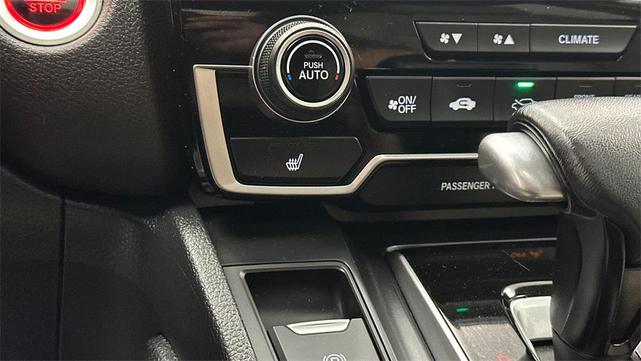 Photo of 2019 Platinum White Pearl Honda CR-V