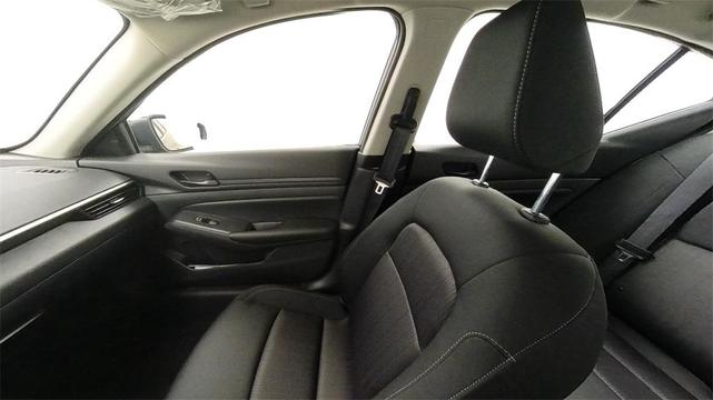 Photo of 2024 Super Black Nissan Altima