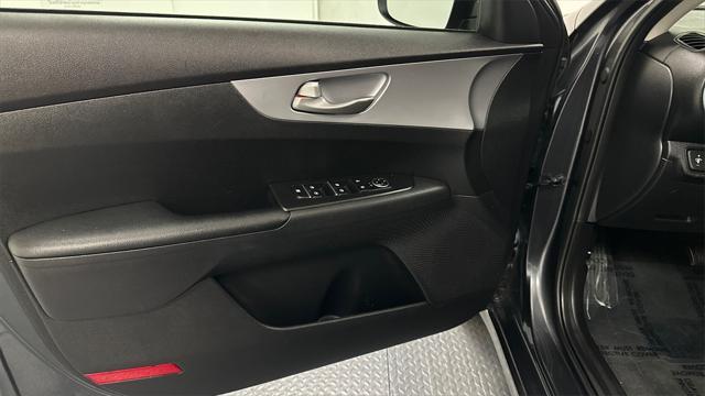 Photo of 2022 Gravity Gray Kia Forte