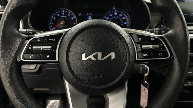 Photo of 2022 Gravity Gray Kia Forte