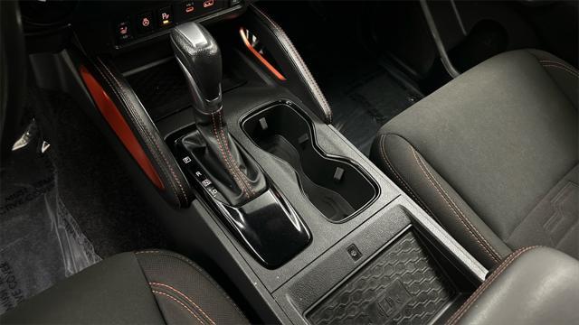Photo of 2023 Glacier White Nissan Frontier