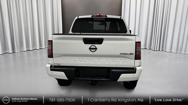 Photo of 2023 Glacier White Nissan Frontier