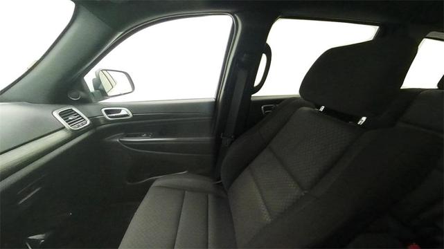 Photo of 2020 Bright White Clearcoat Jeep Grand Cherokee