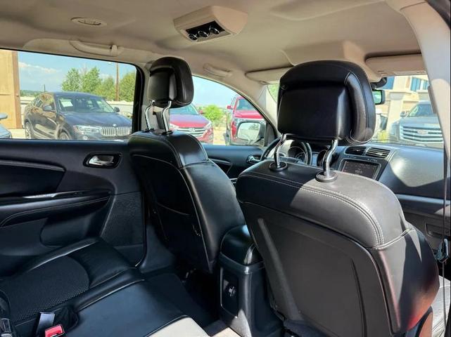 Photo of 2015 Redline 2 Coat Pearl Dodge Journey