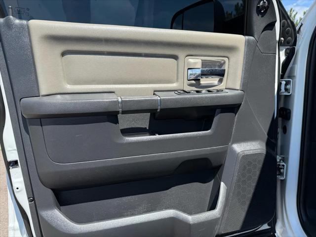 Photo of 2012 Bright White Clearcoat RAM 2500