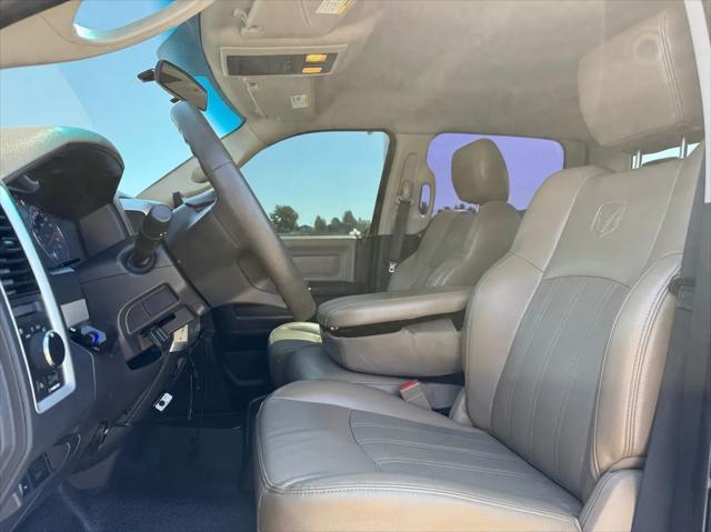 Photo of 2012 Bright White Clearcoat RAM 2500