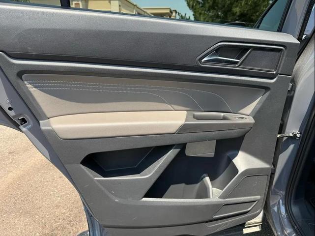 Photo of 2022 Pyrite Silver Metallic Volkswagen Atlas Cross Sport
