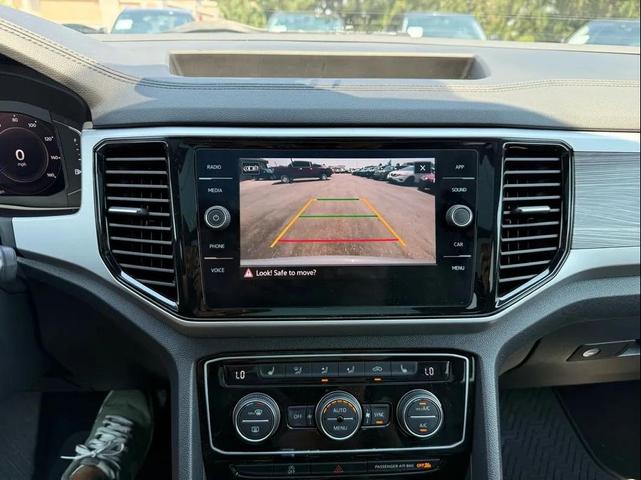 Photo of 2022 Pyrite Silver Metallic Volkswagen Atlas Cross Sport