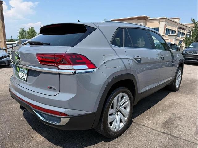 Photo of 2022 Pyrite Silver Metallic Volkswagen Atlas Cross Sport