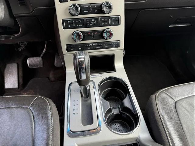 Photo of 2011 Ingot Silver Metallic Ford Flex