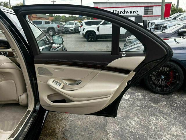 Photo of 2014 Black Mercedes-Benz S-Class