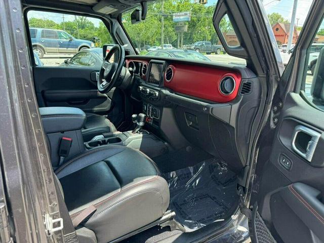 Photo of 2021 Granite Crystal Clearcoat Metallic Jeep Gladiator
