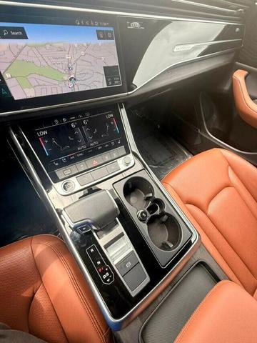 Photo of 2023 Glacier White Metallic Audi Q8