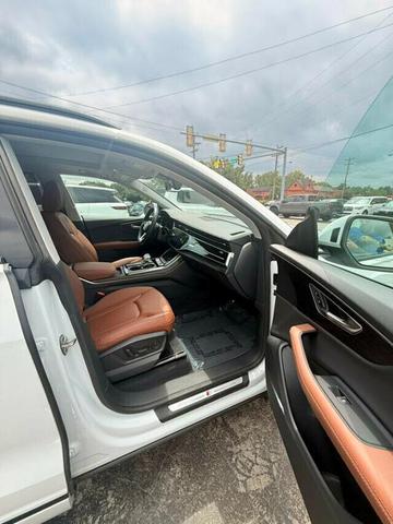 Photo of 2023 Glacier White Metallic Audi Q8