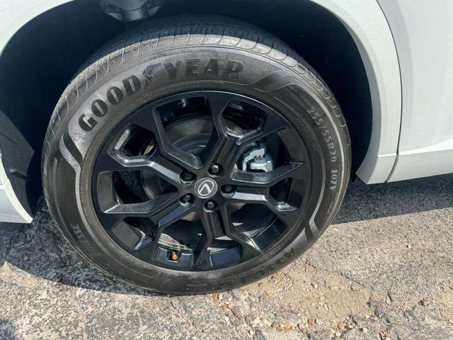 Photo of 2024 Wind Chill Pearl Lexus TX 350